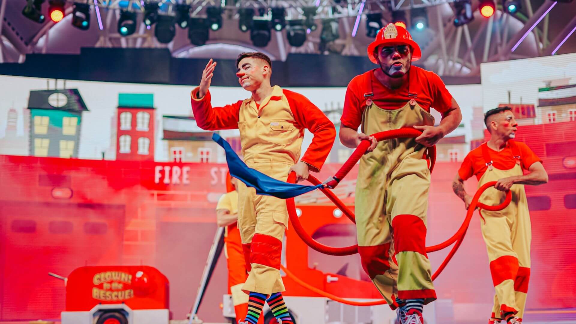 CLOWNS TO THE RESCUE! 1