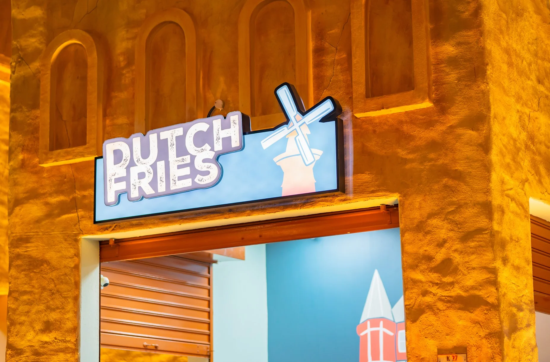 Dutch Fries at Global Village