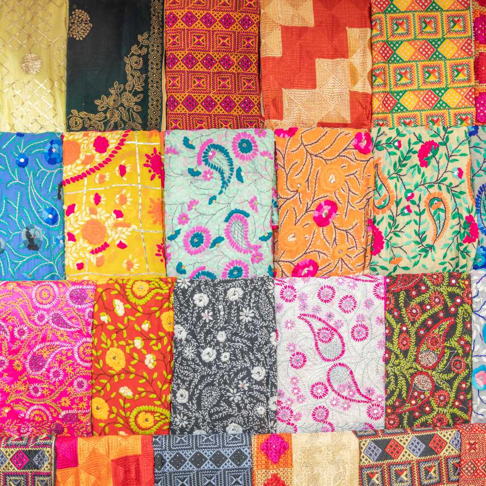 Shawls 164_0.jpg